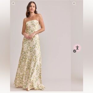 Revelry Leo Satin Gown in Pale Yellow Blossom